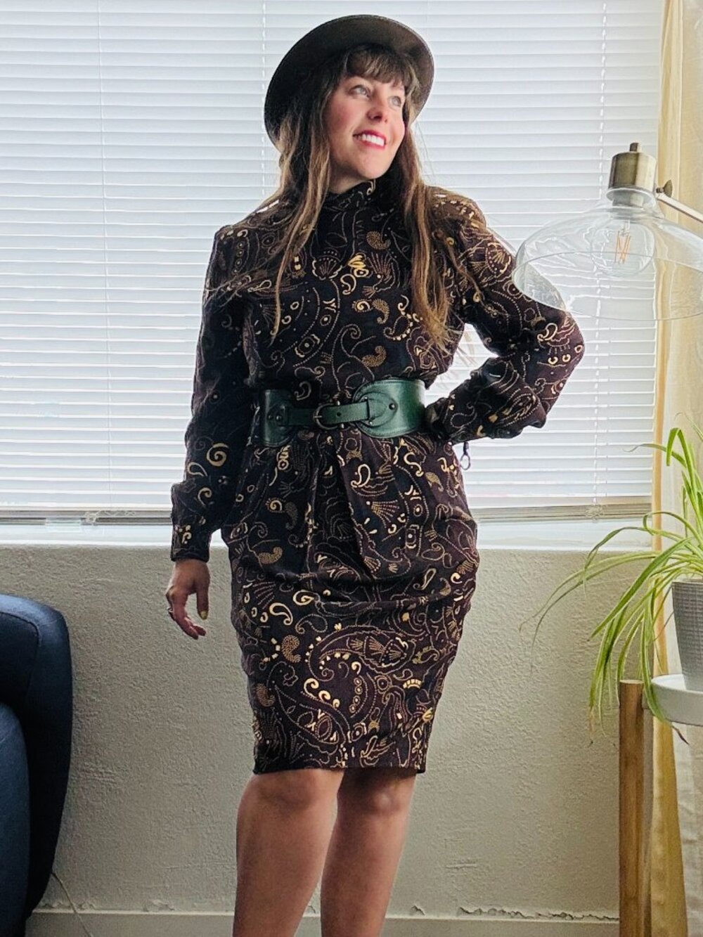 PRICE FIRM Vintage Silk Dress 80s Long Sleeve Paisley Sheath High Collar S/M